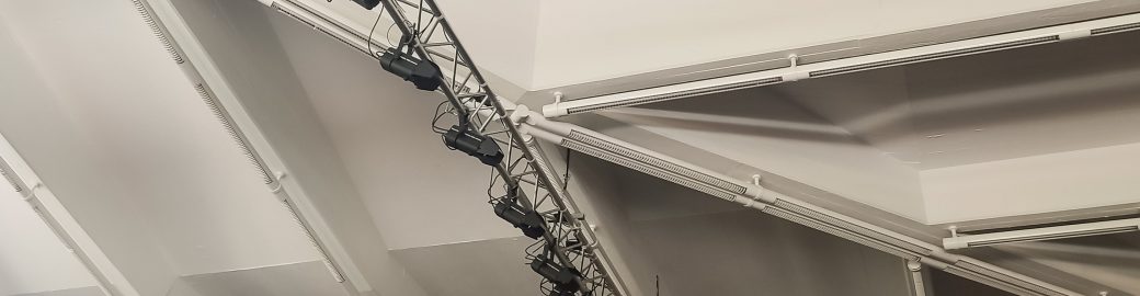 Projekt "Neue Beleuchtung der Aula" der Ev Schule Steglitz
